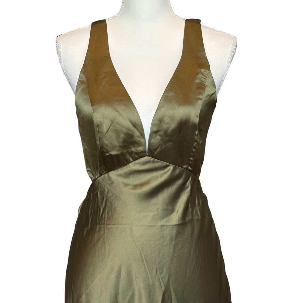 Lulus Olive Satin Plunge Midi Dress Medium NWT Wedding Guest Formal Size M - Picture 3 of 7
